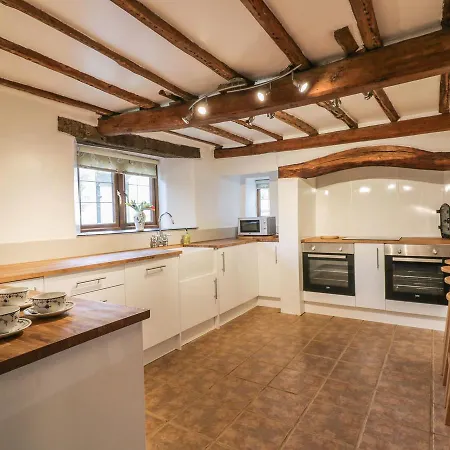 Lower West Curry Holiday home *